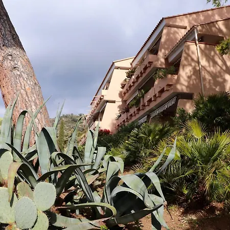 27m With Terrace And Sea View