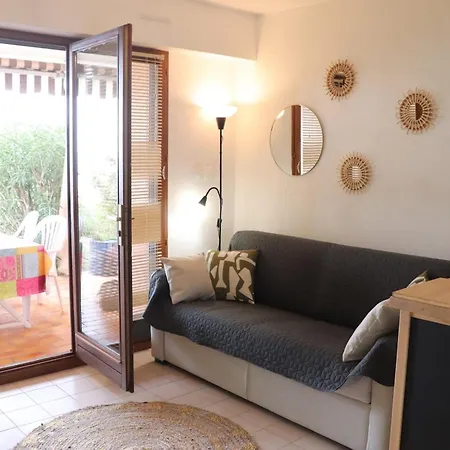 Apartment 27m With Terrace And Sea View Rayol-Canadel-sur-Mer
